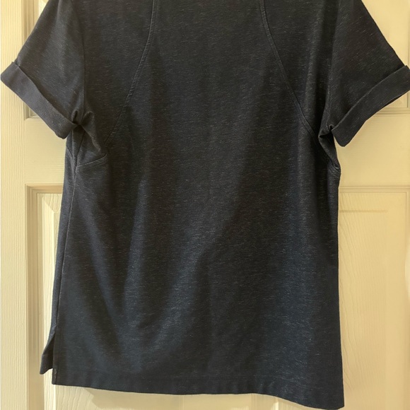 Armani Exchange Top - Picture 4 of 4